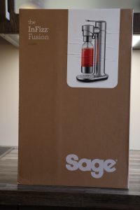 Sage InFizz Fusion Wassersprudler Karton