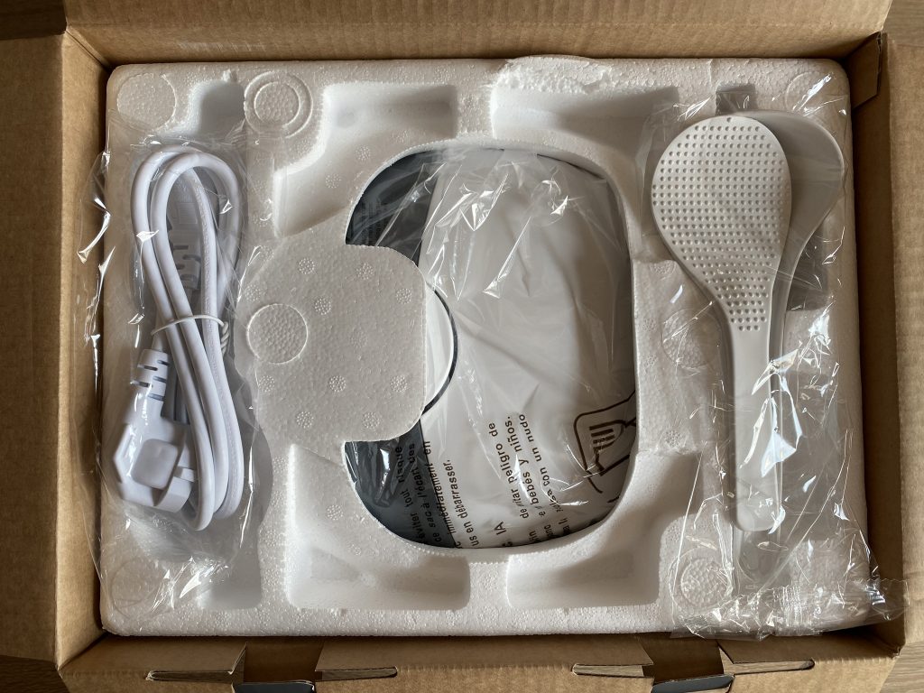 YumAsia Panda Reiskocher in der Verpackung 2