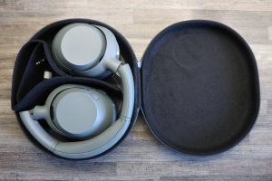 Sony ULT Wear Kopfhörer Offene Box mit Kopfhörer