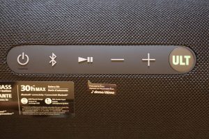 Sony ULT Field 7 Bluetooth-Lautsprecher Bedienelemente