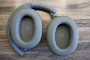 Sony ULT Wear Kopfhörer ausgepackt