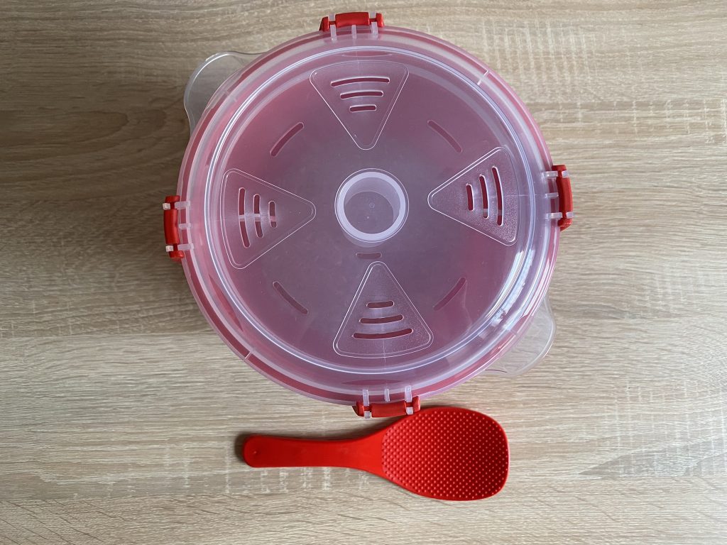 Sistema Microwave Reiskocher versetzt angebrachter Deckel