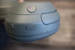 Sony ULT Wear Kopfhörer Detailansicht NC und ULT