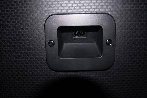 Sony ULT Tower 10 Lautsprecher Stromanschluss