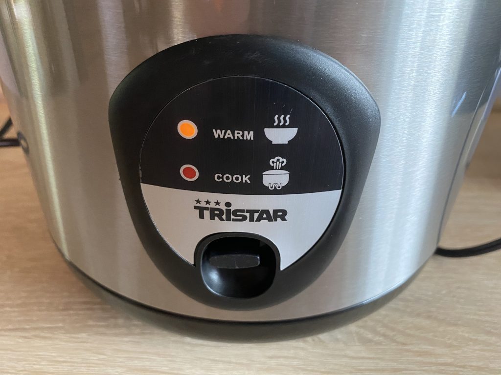 Tristar RK-6127 Reiskocher beim Warmhalten
