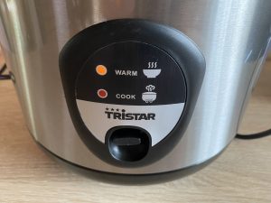 Tristar RK-6127 Reiskocher beim Warmhalten