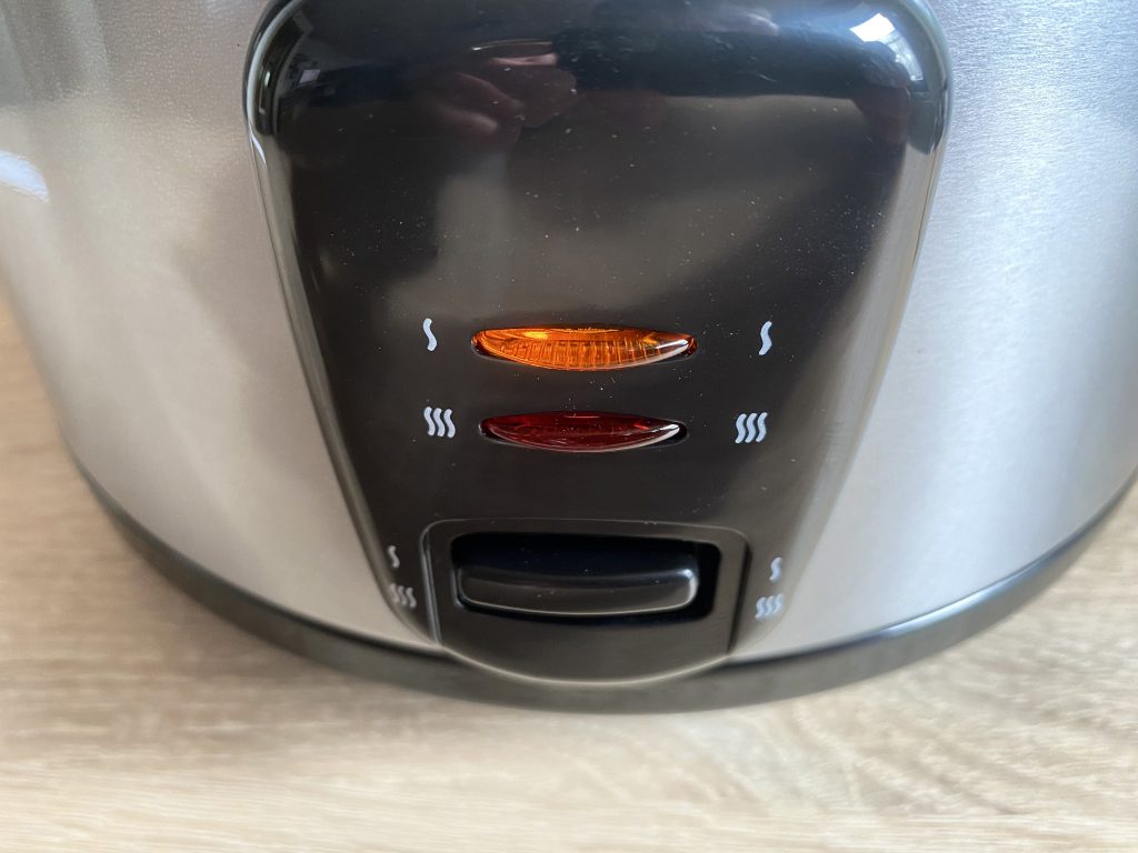 Russel Hobbs Cook@Home Reiskocher beim Warmhalten