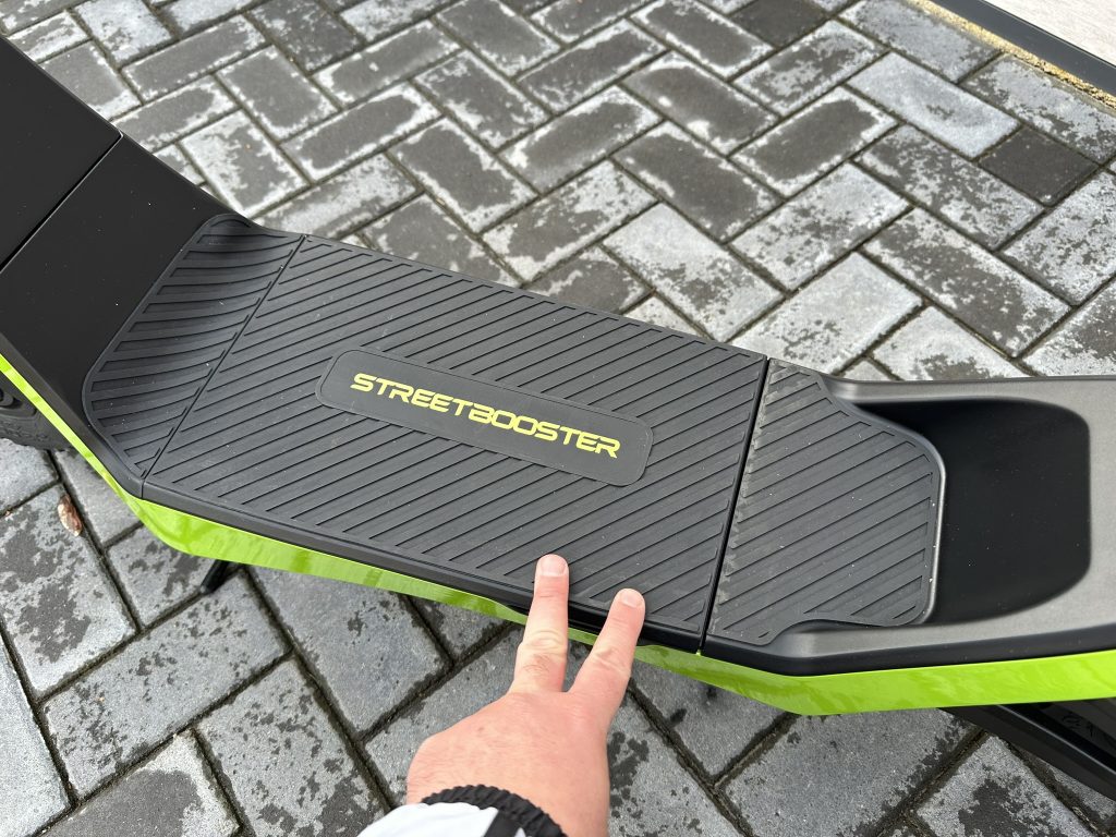 15_streetbooster_pollux_akkukasten