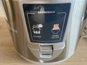 Gastroback 42507 Design Reiskocher beim Warmhalten