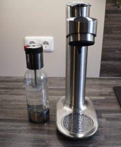 Sage InFizz Fusion Wassersprudler mit Flasche, Cap und Wasser