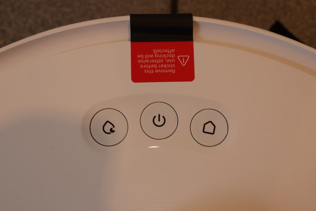 Roborock S8 MaxV Ultra Saug-Wisch-Roboter Bedienknöpfe