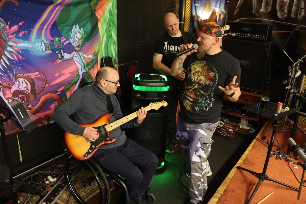 Sony ULT Tower 10 Lautsprecher Band