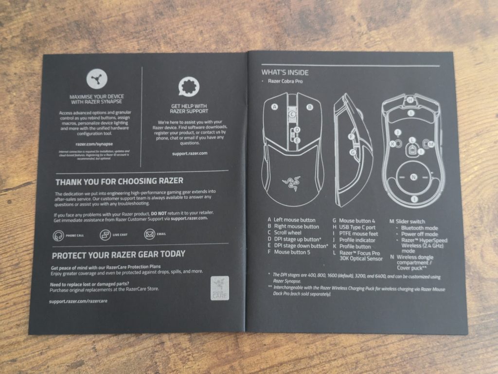 Anleitung der Razer Cobra Pro Gaming-Maus geöffnet