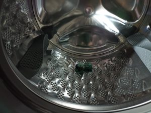 Ariel Allin1 PODS Waschmittel, Pods in der Waschtrommel