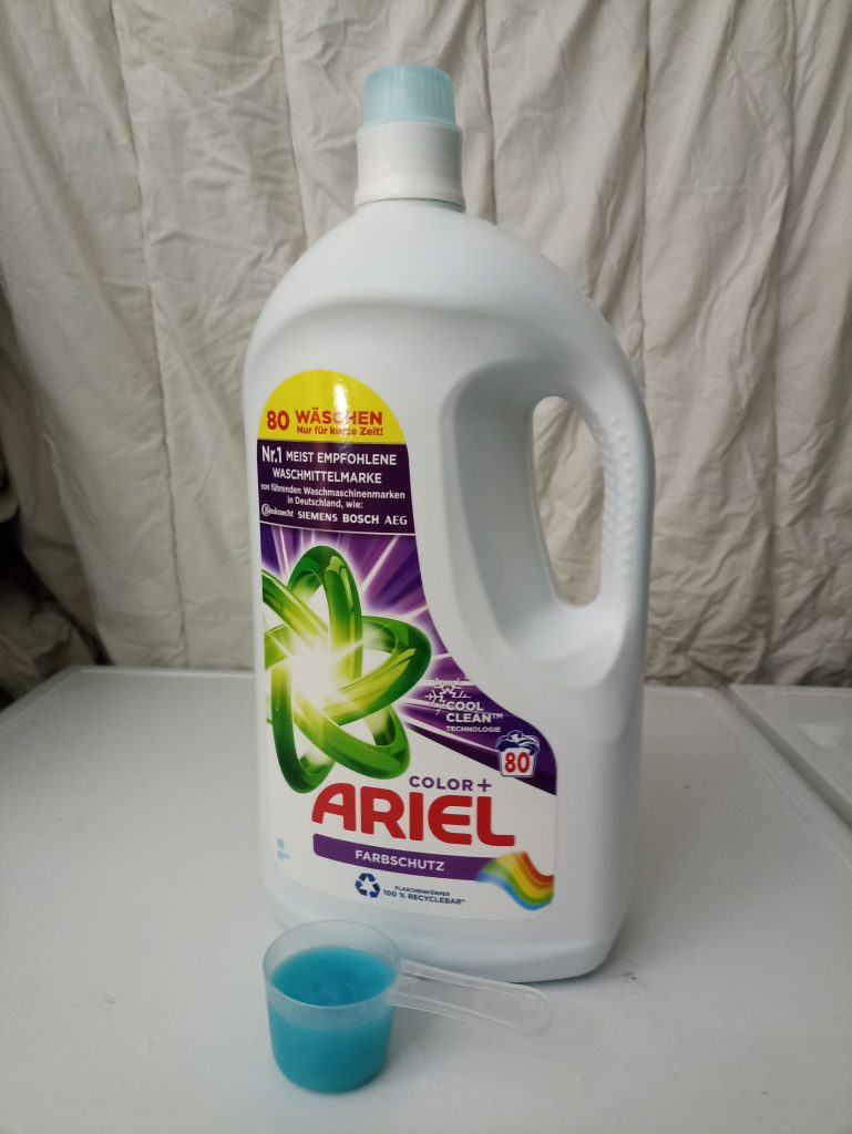 Ariel Color+ Waschmittel, Dosierung für kalte Wäsche 30 Grad