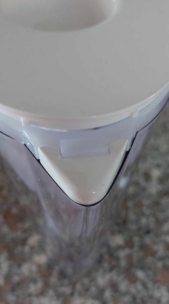 BWT AQUAlizer Home Wasserfilter Ausgießöffnung