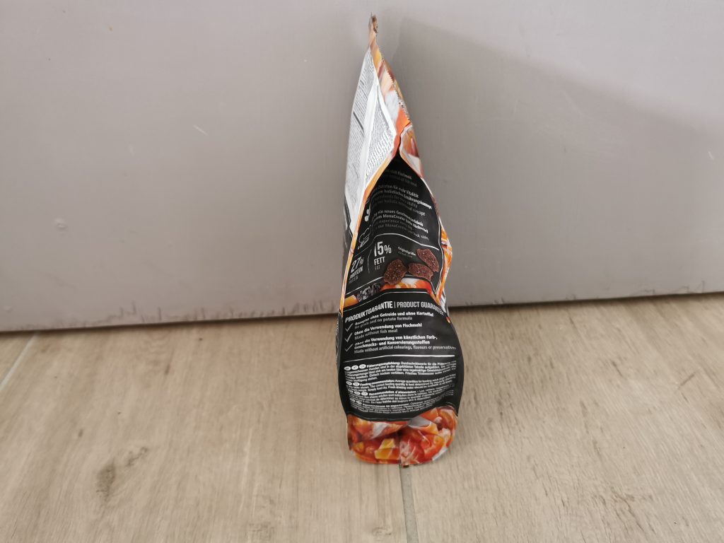 Belcando Mastercraft Fresh Salmon Hundetrockenfutter Beutel Seite 1