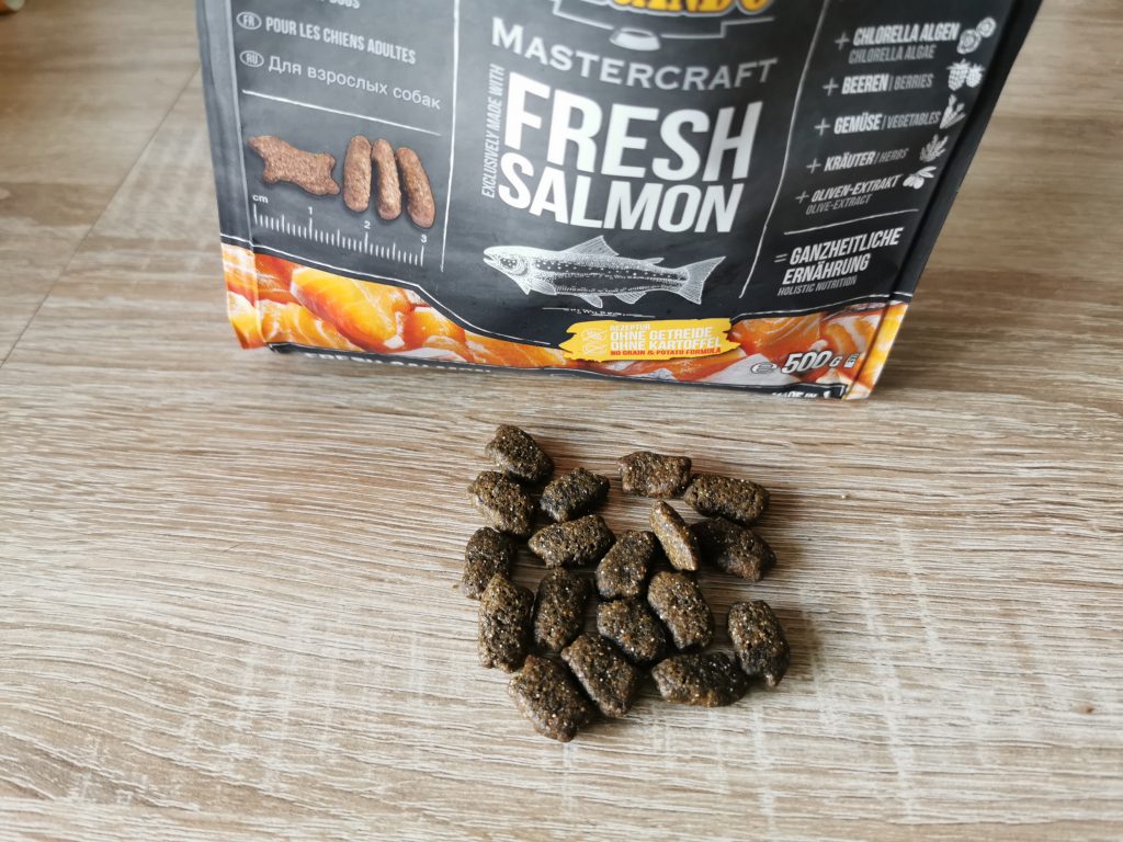 Belcando Mastercraft Fresh Salmon Hundetrockenfutter Beutel mit Kroketten