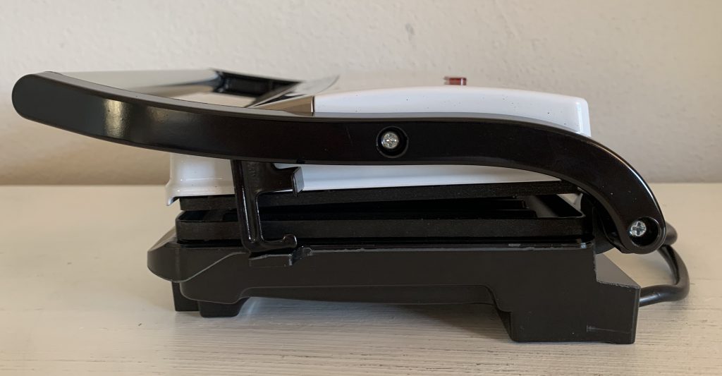 Bestron APM123W Kontaktgrill von der Seite
