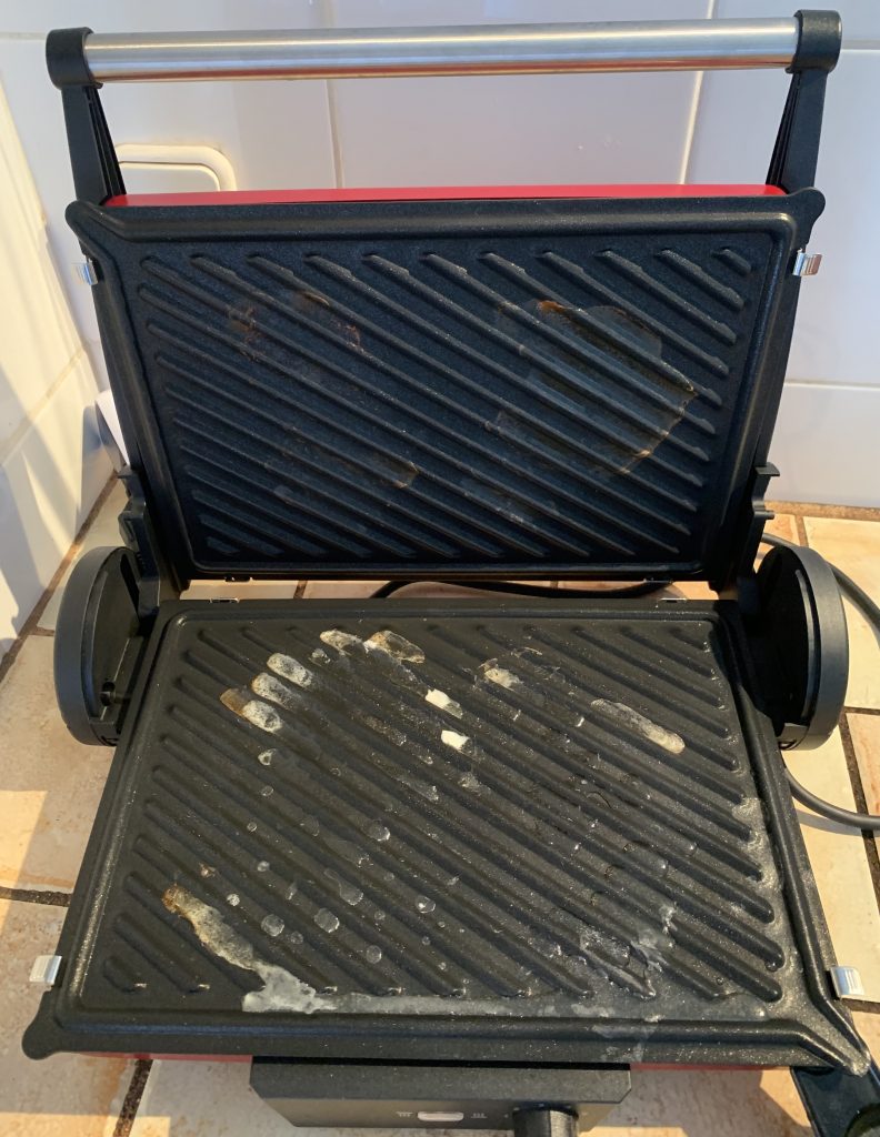 Bosch TCG4104 3-in1-Kontaktgrill nach der Verwendung