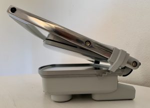 Breville VST071X Sandwichmaker mit Deckel auf dritter Höhenstufe