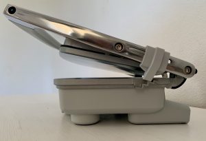 Breville VST071X Sandwichmaker mit Deckel auf zweiter Höhenstufe