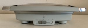 Breville VST071X Sandwichmakervon vorne mit Temperaturregler