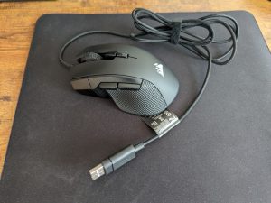 Corsair IRONCLAW Gaming-Maus USB-Anschluss