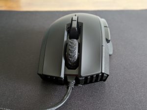 Corsair IRONCLAW Gaming-Maus von vorne