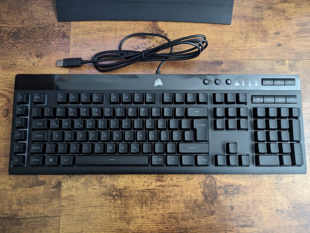 Corsair K55 RGB PRO Gaming-Tastatur von vorne