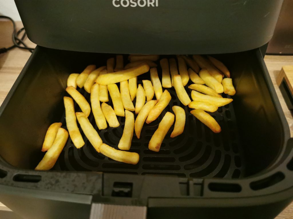Cosori Turboblaze Heißluftfritteuse Pommesfrites gegart