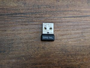 Dongle der Logitech G915 LIGHTSPEED TKL Gaming-Tastatur