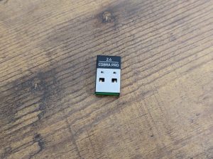 Dongle der Razer Cobra Pro Gaming-Maus