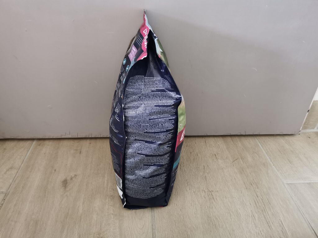 Eukanuba Adult Hundetrockenfutter Beutel Seite 1