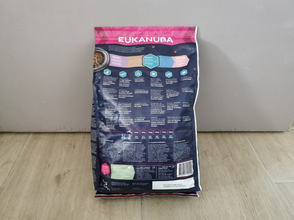 Eukanuba Adult Hundetrockenfutter Beutel von hinten