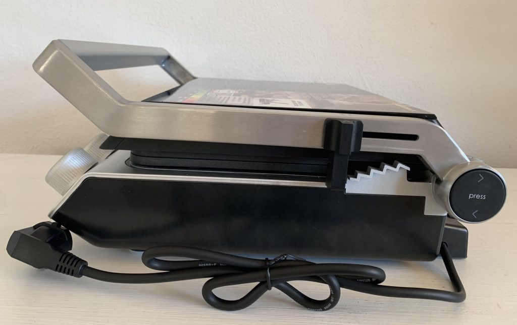 Gastroback 42537 Design BBQ Pro Kontaktgrill Seitenansicht