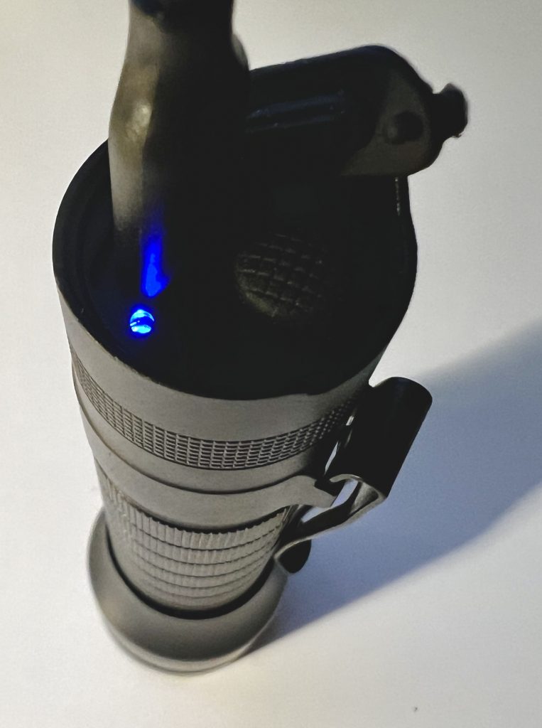Anker Bolder LC40 Taschenlampe voll aufgeladen