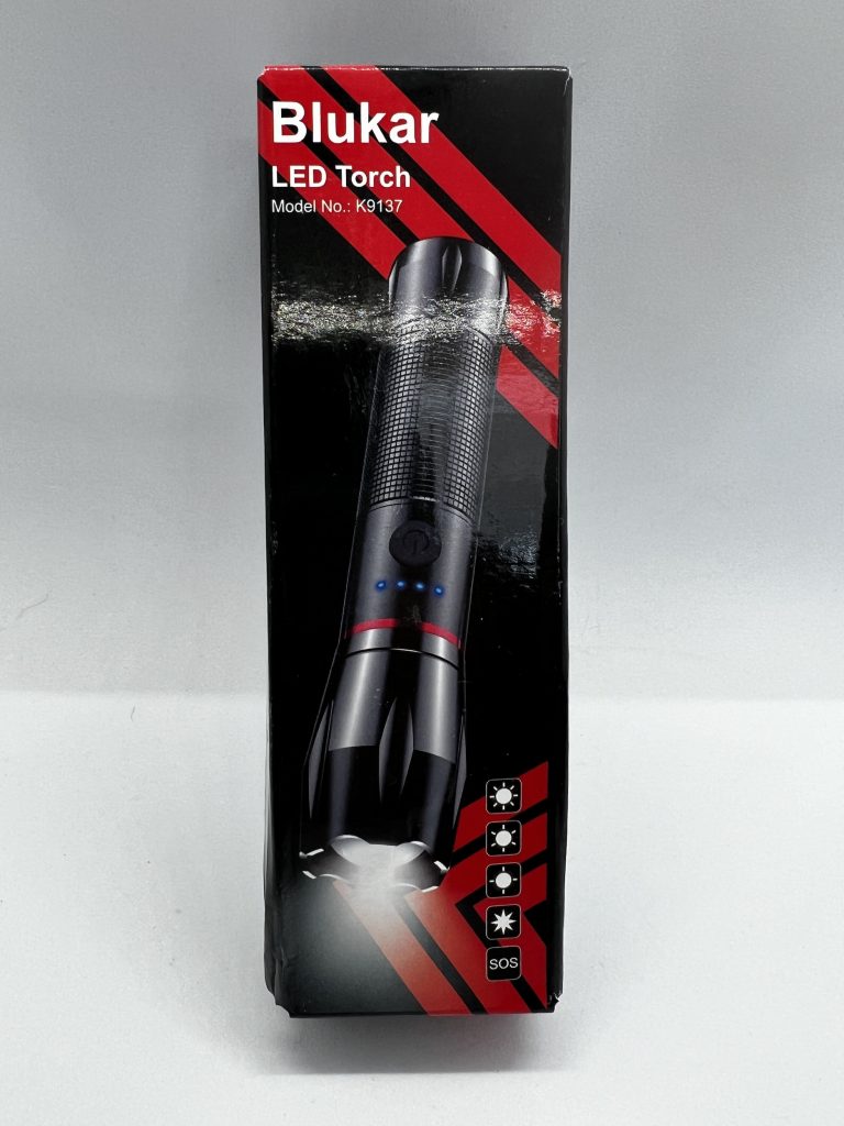 Blukar K9137 Taschenlampe in der Verpackung