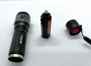 Lepro LE2000 Taschenlampe mit Stromeinheit