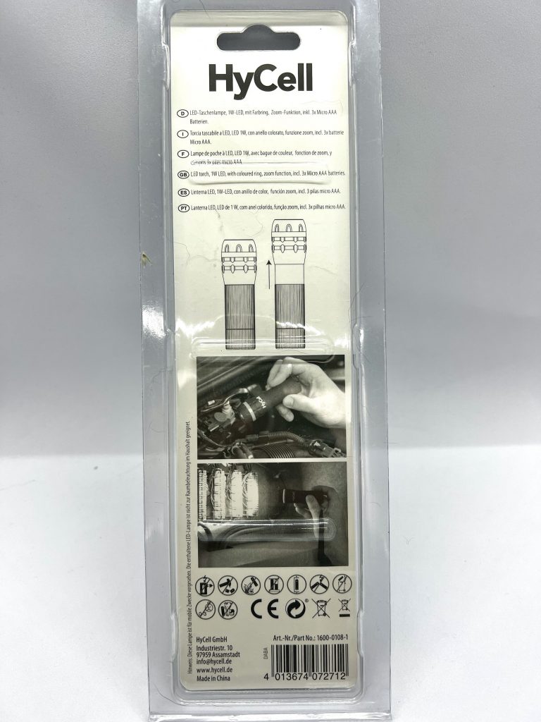 Mini-LED-Taschenlampe Zoom Flashlight von HyCell in der Verpackung