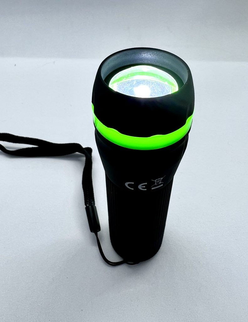 Mini-LED-Taschenlampe Zoom Flashlight von HyCell