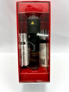 Ledlenser MT14 LED Taschenlampe in der Verpackung