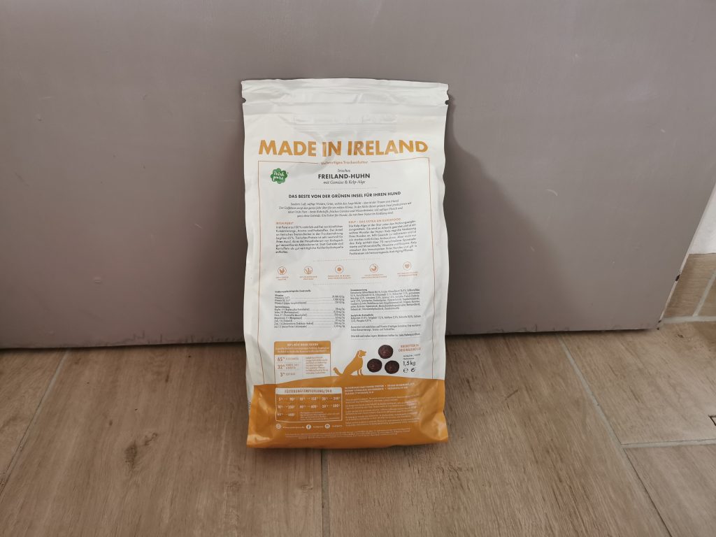 Irish Pure Adult Hundetrockenfutter Beutel von hinten