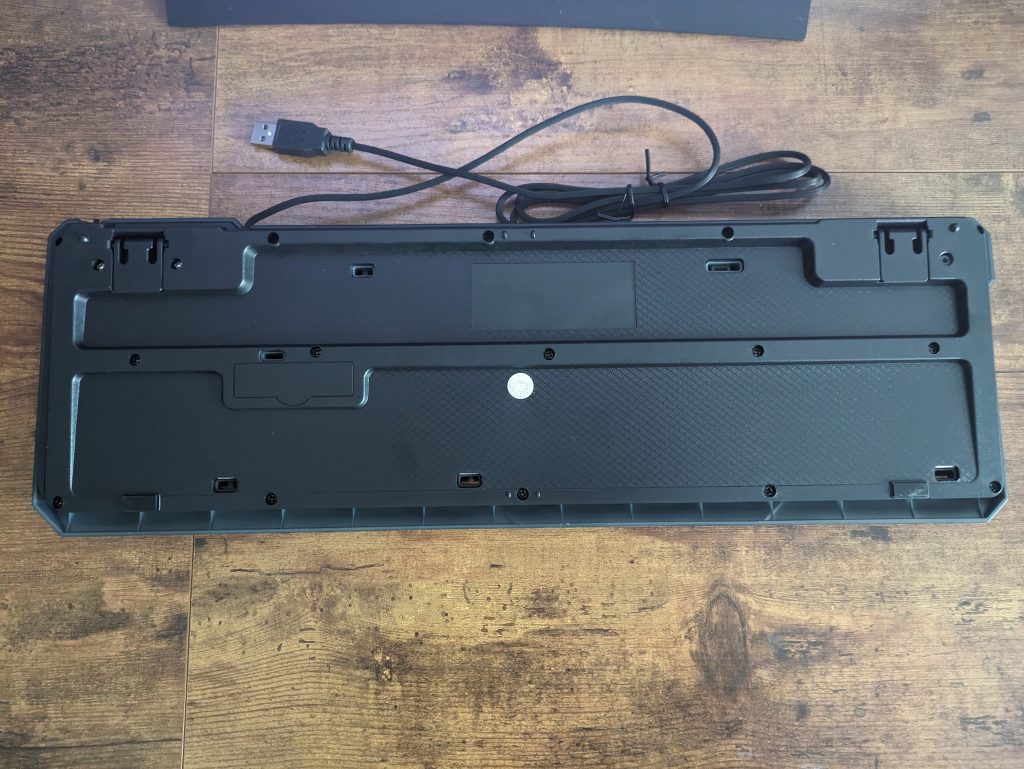KLIM Chroma Gaming-Tastatur von unten