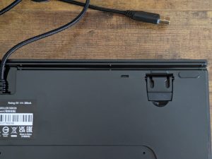 Kabelmanagement der Sharkoon Skiller SGK20 Gaming-Tastatur