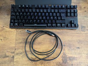 Lieferumfang der HyperX Alloy Origins Core Gaming-Tastatur