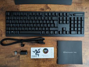 Lieferumfang der Razer Deathstalker V2 Pro Gaming-Tastatur