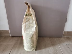 Lukullus Veggie Hundetrockenfutter Beutel seitlich 2