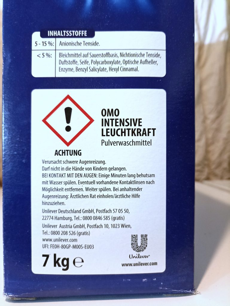 Omo XXXL Waschmittel, Verpackung Seitenansicht 2 Beschriftung