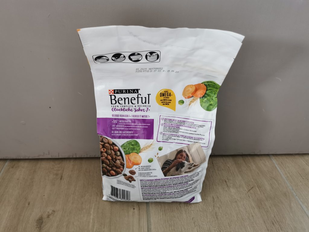 PURINA BENEFUL Glückliche Jahre 7+ Senior Hundetrockenfutter Beutel hinten
